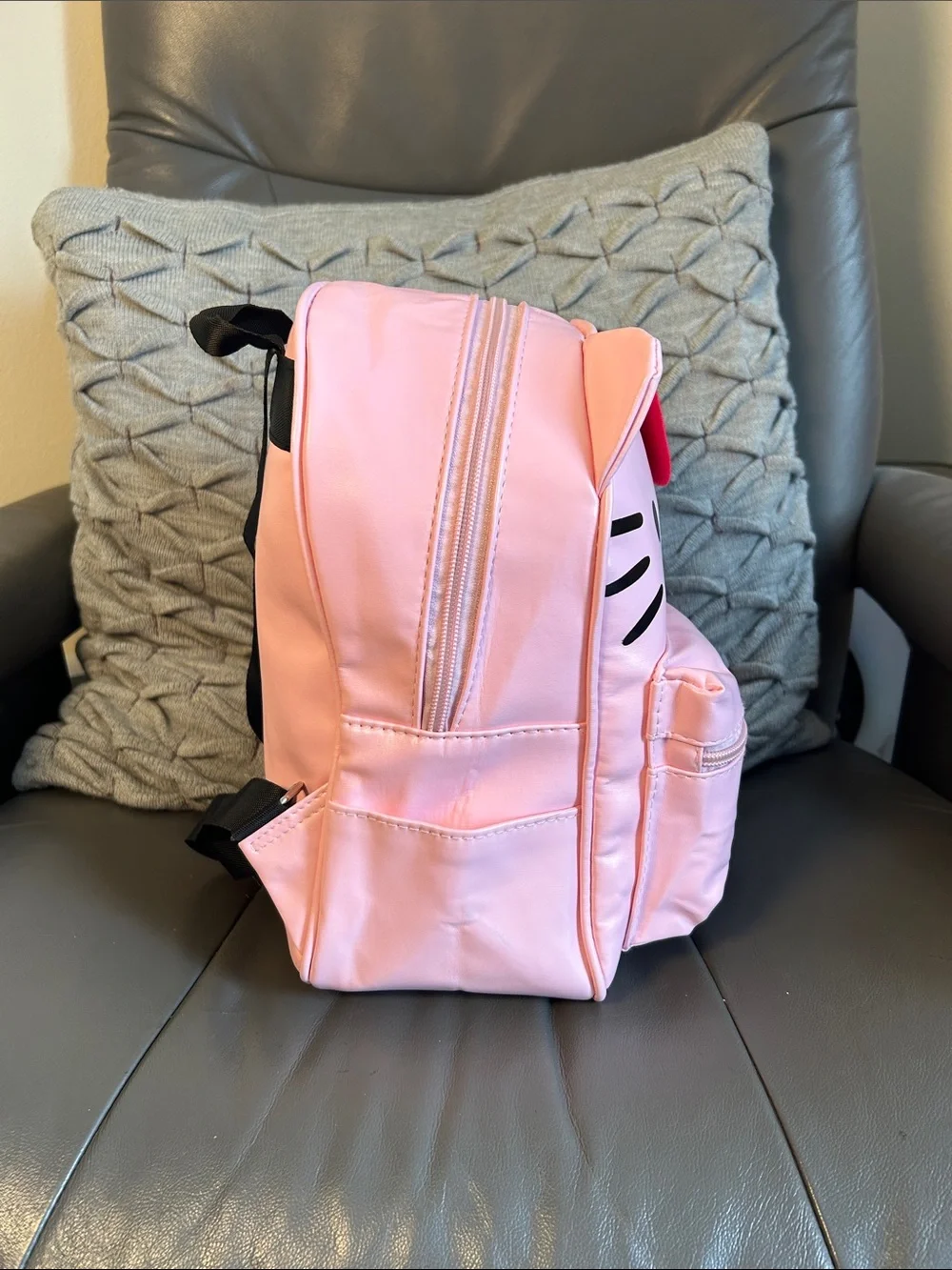 Hello Kitty Pink Backpack (NWOT)